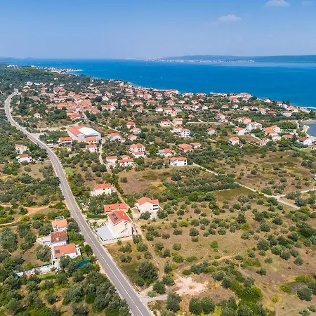 Cozy In With House Sea View Апартаменты