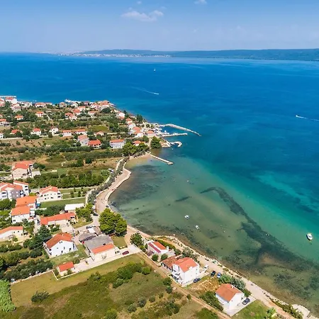 Cozy In With House Sea View Lejlighed Neviđane