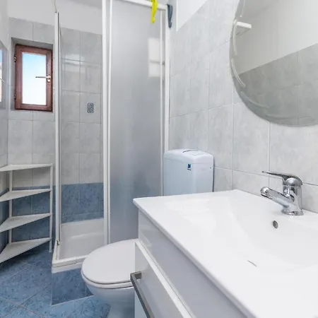 Amazing In With Wifi شقة